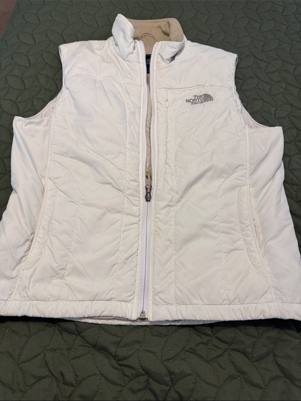 The North Face women’s Off-White Quilted Vest